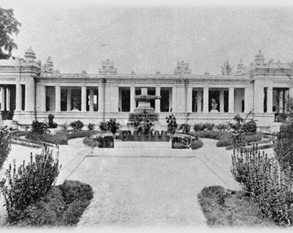 Established in 1915, the museum originally housed Cham artifacts collected by French archaeologists